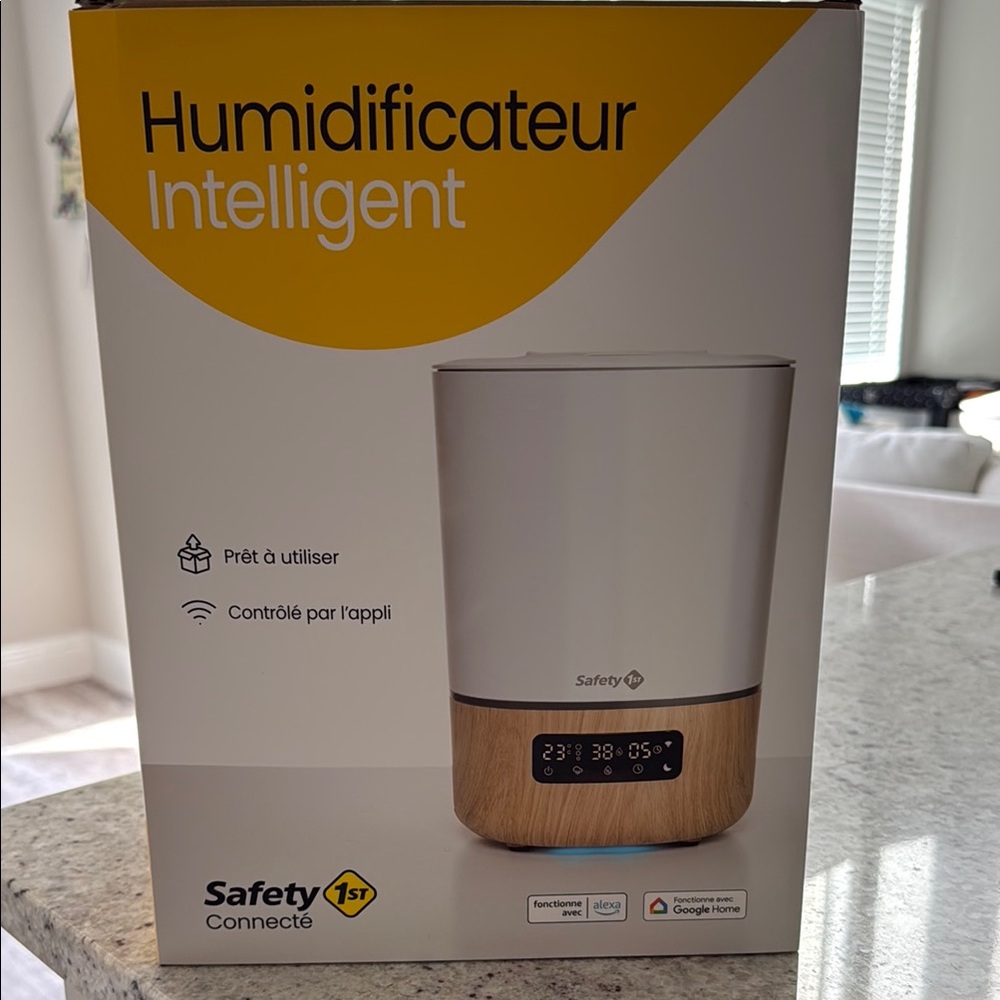 Brand New never opened Safety 1st Intelligent Humidifier